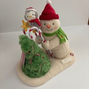 hallmark 2010 musical plush Christmas “Trimming The Tree”
